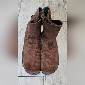Klogs Brown Suede Ankle Boots 10M Sweater Cuff